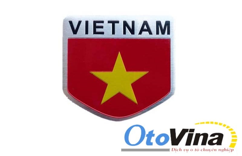 Logo kim loại cờ Việt Nam 3D dán xe ô tô mã 16
