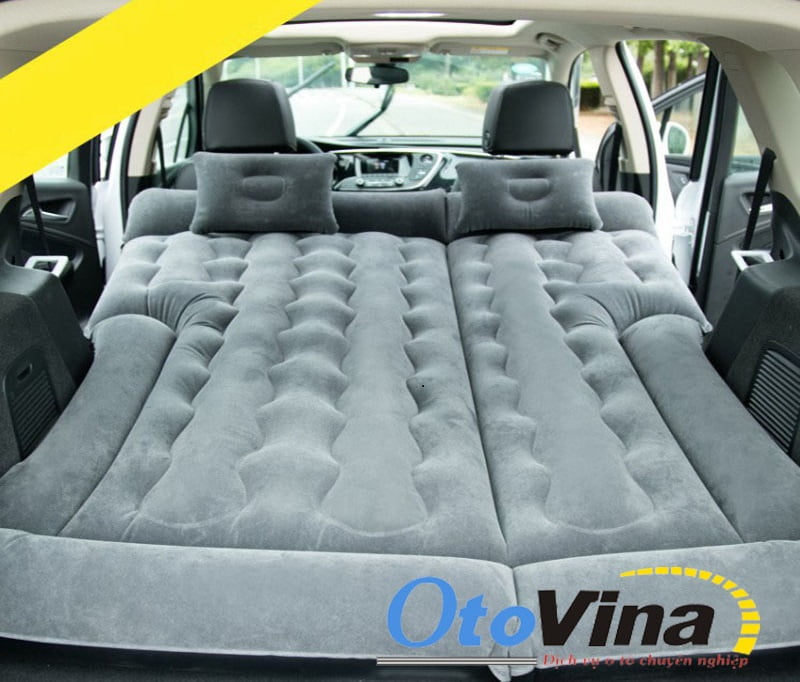 Sản phẩm giường hơi ô tô cho xe SUV phủ nhung cao cấp tiện lợi của OtoVina.net.