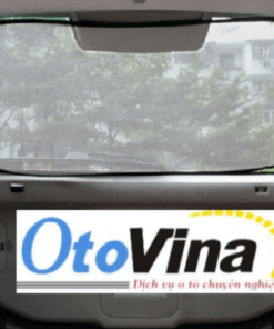 Tấm chắn nắng của Bộ 5 tấm chắn nắng cách nhiệt cho ô tô giá rẻ của OtoVina chắc chắn và che đến 98% mặt kính sau xe ô tô.
