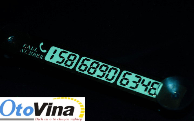 Bảng số điện thoại gắn táp lô ô tô V2 đươc thiết kế bằng những nút số dạ quang