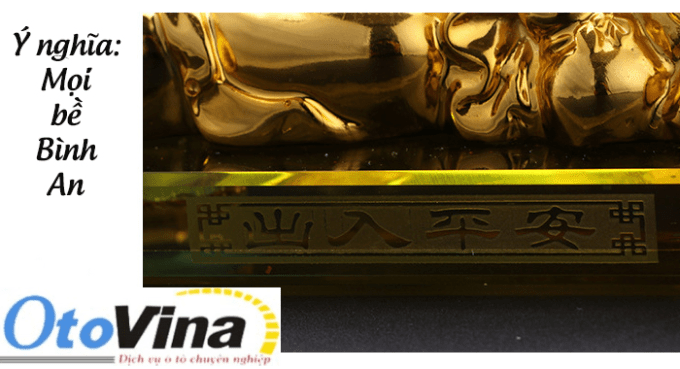Tượng Phật Di Lặc mạ vàng cao cấp có đế chống trơn trượt để trên taplo xe ô tô
