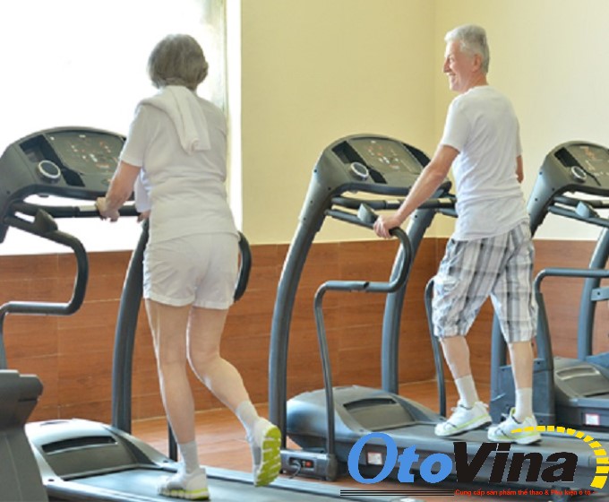 Người cao tuổi, những người cần phục hồi chức năng có thuộc nhóm đối tượng sử dụng máy chạy bộ hay không